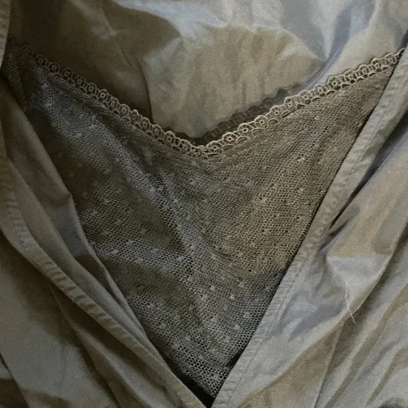 Zara Elegant Black Blouse with Statement Bow - Picture 4 of 4